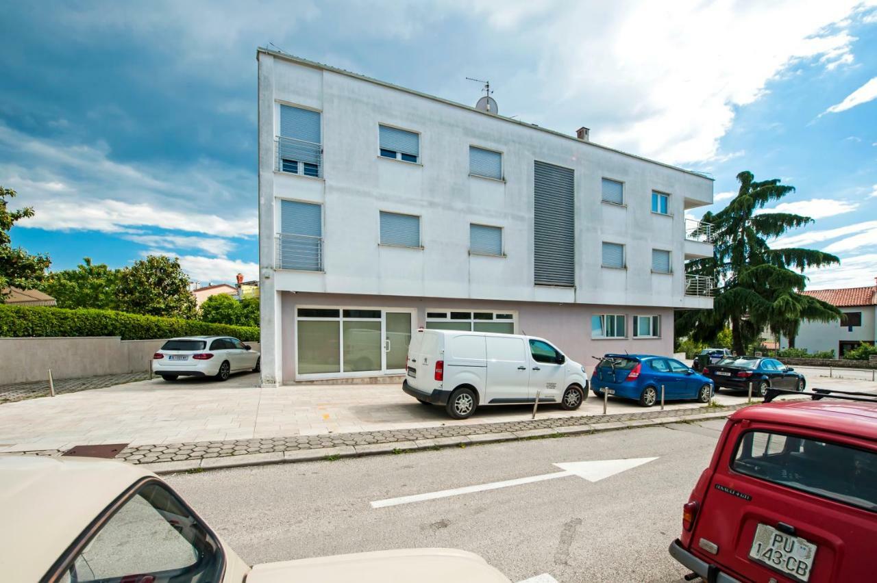 Apartment Canna Rovinj Exterior foto